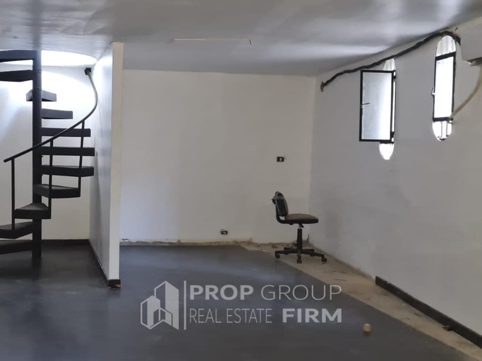 Prime Commercial Store for Sale in Jdeideh